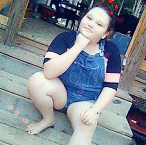 Meet your Posher, Layla